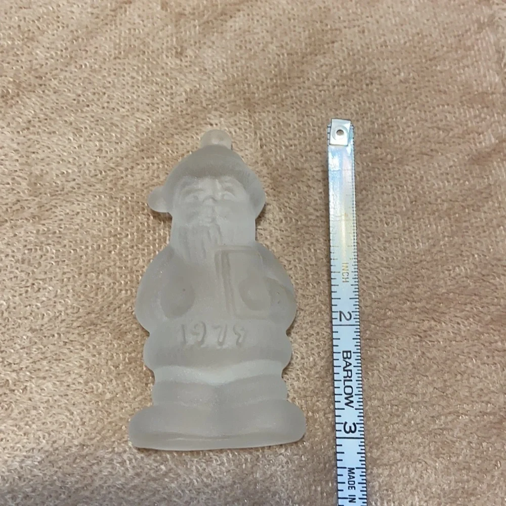 Goebel annual crystal glass ornament First edition Santa 1979